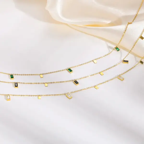 Wholesale Jewelry Fashion Geometric 201 Stainless Steel Zircon Gold Plated Stainless Steel Necklaces