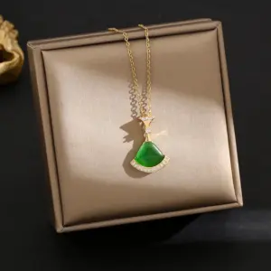 8285-Golden / Green