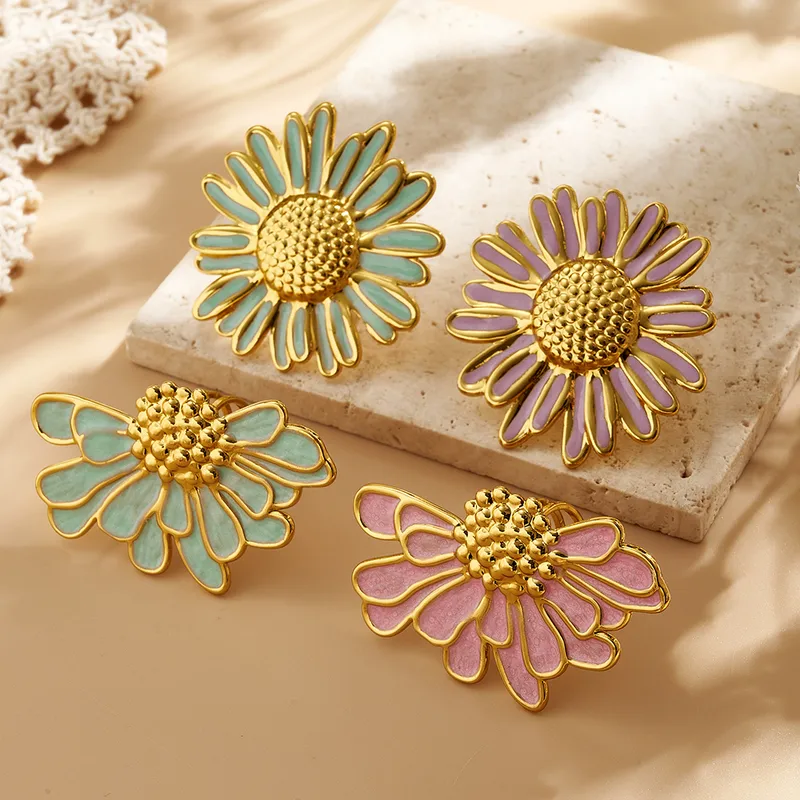 Wholesale Hot-Selling INS Style Real Gold Plated 304 Stainless Steel Furnace Electroplated Oil-Drip Daisy Open Ring Cute Vacation Style