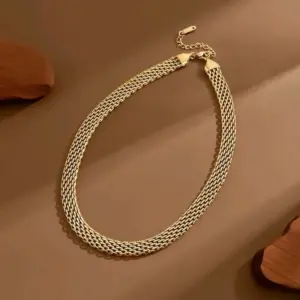 X06016-8mm Wide Chain-necklace- Gold