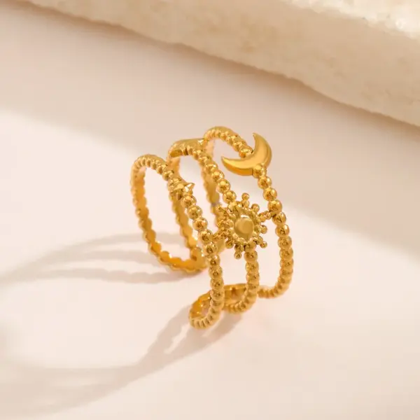 Wholesale PVD Coated 18K Gold Plated Star 304 Stainless Steel Simple Style Waterproof Non Tarnish Rings