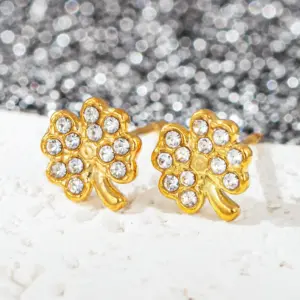 Diamond Four-Leaf Clover / 18K