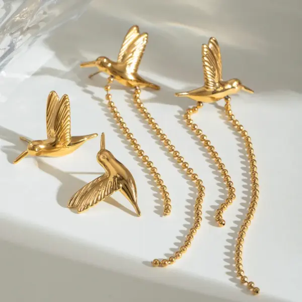 Wholesale PVD Coated Real Gold Plated 18K Gold 304 Stainless Steel Simple Style Classic Style Waterproof Non Tarnish Drop Earrings Ear Studs
