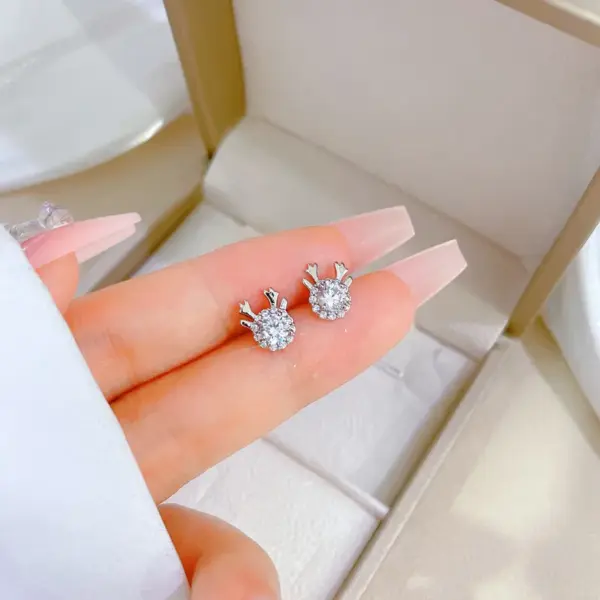 Wholesale Copper Vacuum Plating Pearl Zircon Heart Shape Flower Butterfly Casual Simple Style Drop Earrings For Women'S