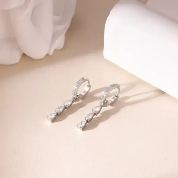 Wholesale Ion Plating (IP) 16K Gold Platinum Real Gold Plated Water Droplets 304 Stainless Steel Sexy Streetwear Waterproof Non Tarnish Drop Earrings