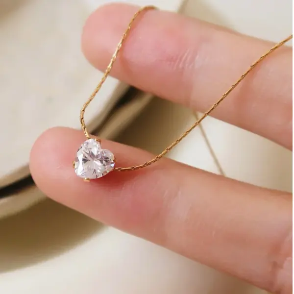 Wholesale PVD Coated Real Gold Plated 18K Gold Moon Titanium Steel Simple Style Waterproof Non Tarnish Titanium Steel Pendant Necklace