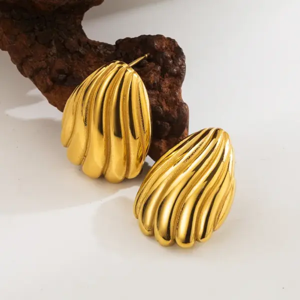 Wholesale 1 Pair Retro Exaggerated C Shape Water Droplets 304 Stainless Steel 18K Gold Plated Stainless Steel Earrings