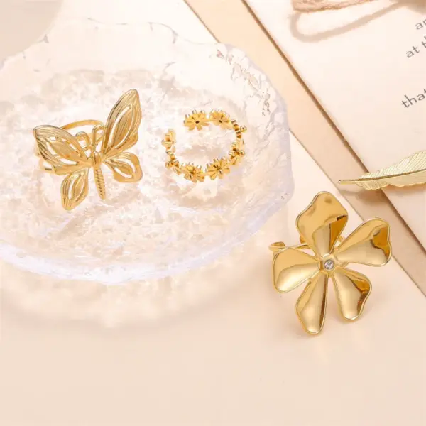 Wholesale PVD Coated 18K Gold Plated Real Gold Plated Butterfly Daisy 304 Stainless Steel Vacation Waterproof Non Tarnish Open Rings
