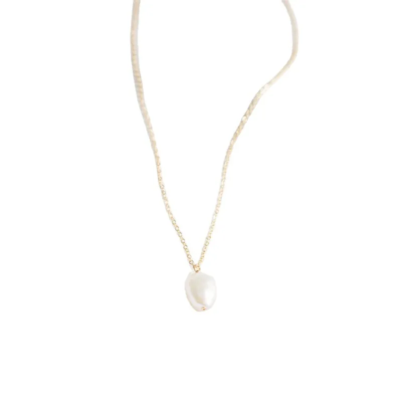 Wholesale Simple Style Irregular Freshwater Pearl Brass Plating 14k Gold Plated Pendant Necklace