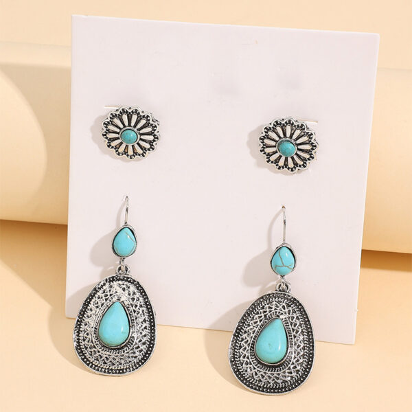 Wholesale 2 pairs of vintage teardrop turquoise flower earrings