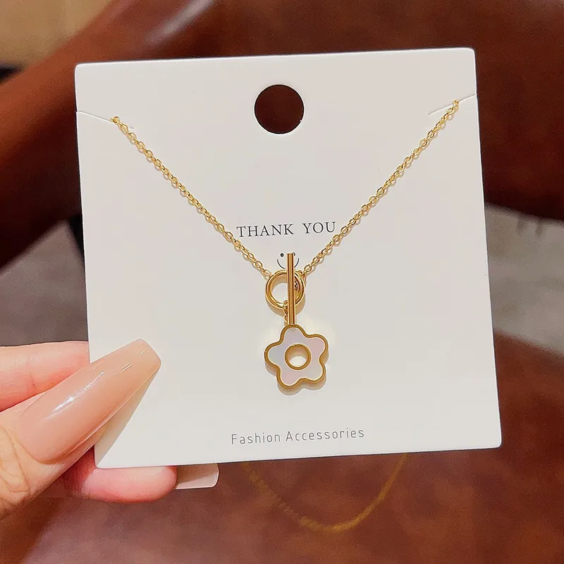 Wholesale Jewelry Sweet Suower Titanium Steel Zircon Inlay Pendant Necklace