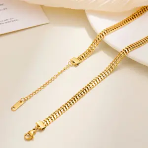 Double-Layer Grinding Angle Curb Necklace / Gold