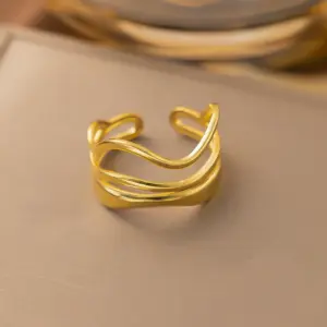 37 / Gold