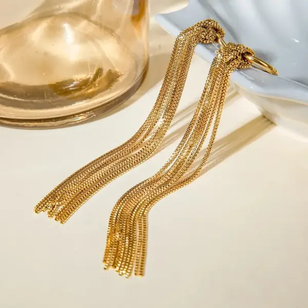 Wholesale 18K Gold Stainless Steel Snake Bone Chain Knot Tassel Earrings Elegant And Glorious Daily And Date Suitable For Women