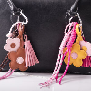 Wholesale Flower tassel keychain pendant