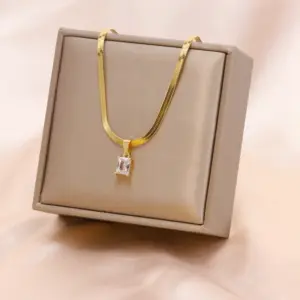 22C07138-White Diamond 40 5cm