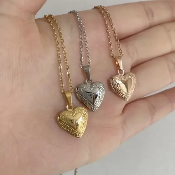 Wholesale Rose Gold Plated White Gold Plated Gold Plated 316 Stainless Steel Ion Plating (IP) Heart Shape IG Style Locket Necklace For Unisex