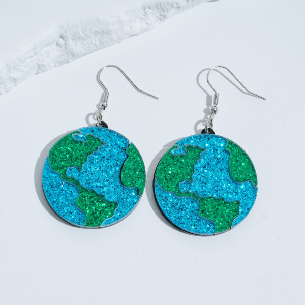 Wholesale Europe and the United States cross-border earth environmental protection glitter acrylic round ladies earrings retro geometric earrings jewelry