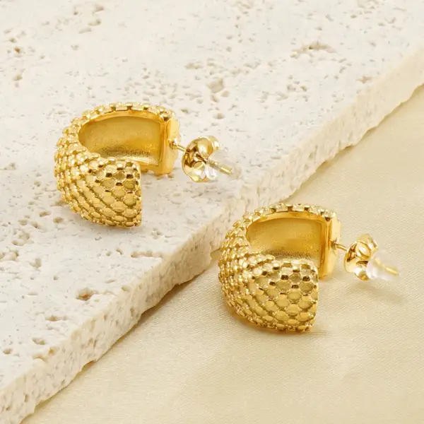 Wholesale 1 Pair Fashion C Shape Plating 304 Stainless Steel Titanium Steel 18K Gold Plated Ear Studs