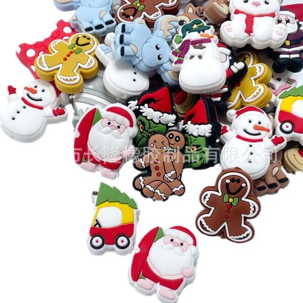 Wholesale Cross-border New Christmas Hot-selling Silicone Cartoon Beads in Stock Mixed Batch Factory Wholesale Pacifier Chain Beads