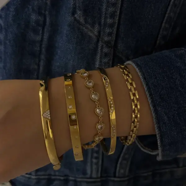 PVD Coated Real Gold Plated 16K Gold White Gold Plated Geometric 304 Stainless Steel Lady Romantic Waterproof Non Tarnish 304 Stainless Steel Bracelets Bangle