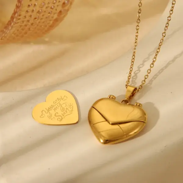 Wholesale Jewelry French Style Letter Heart Shape 304 Stainless Steel 18K Gold Plated Plating Locket Necklace