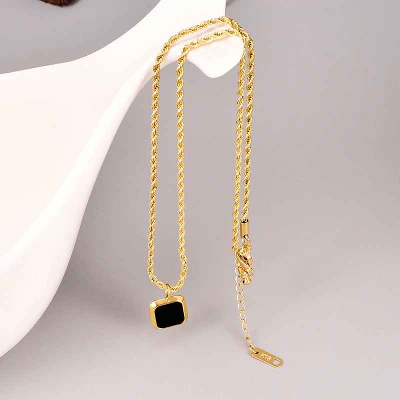 Wholesale 304 Stainless Steel Square PVD Coated Shell 18K Real Gold Plated Retro Waterproof Non Tarnish Pendant Necklace