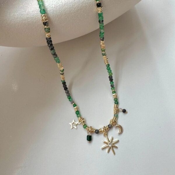 oly-7885d385e6c2848d02b43e1a6b16bc99 Wholesale French Retro Star Moon Necklace Small Fresh Color Beaded Clavicle Chain Niche Design High-grade Necklace for Women