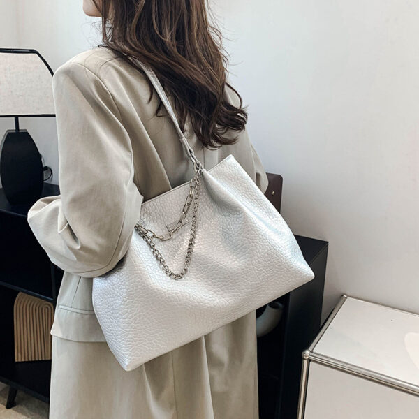 oly-78d91c231d3cd6b46f3d3b8c4ed97f01 Wholesale Tote Bag Large Capacity Soft Leather Commuter Large Bag