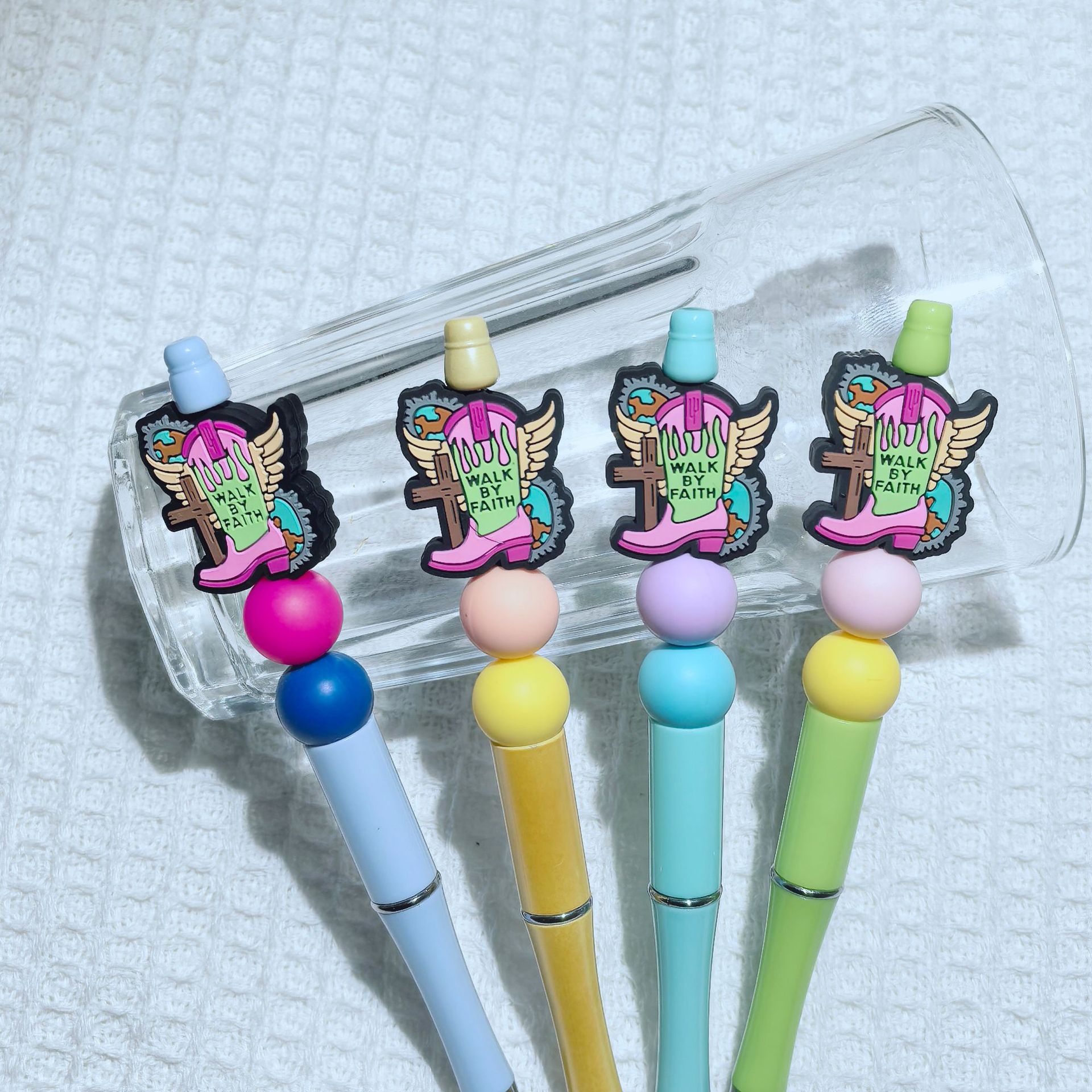 Wholesale Cross border hot sale new: color boots silicone cartoon beads beaded factory wholesale in stock
