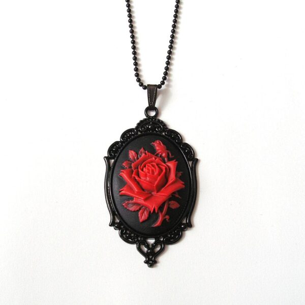 Wholesale Cross-border trade Amazon Victoria black and red rose card Mayo necklace factory direct sales