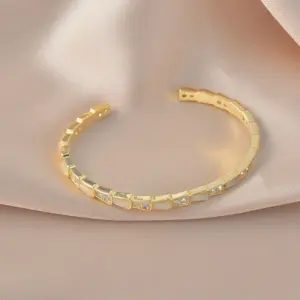 Gold S219