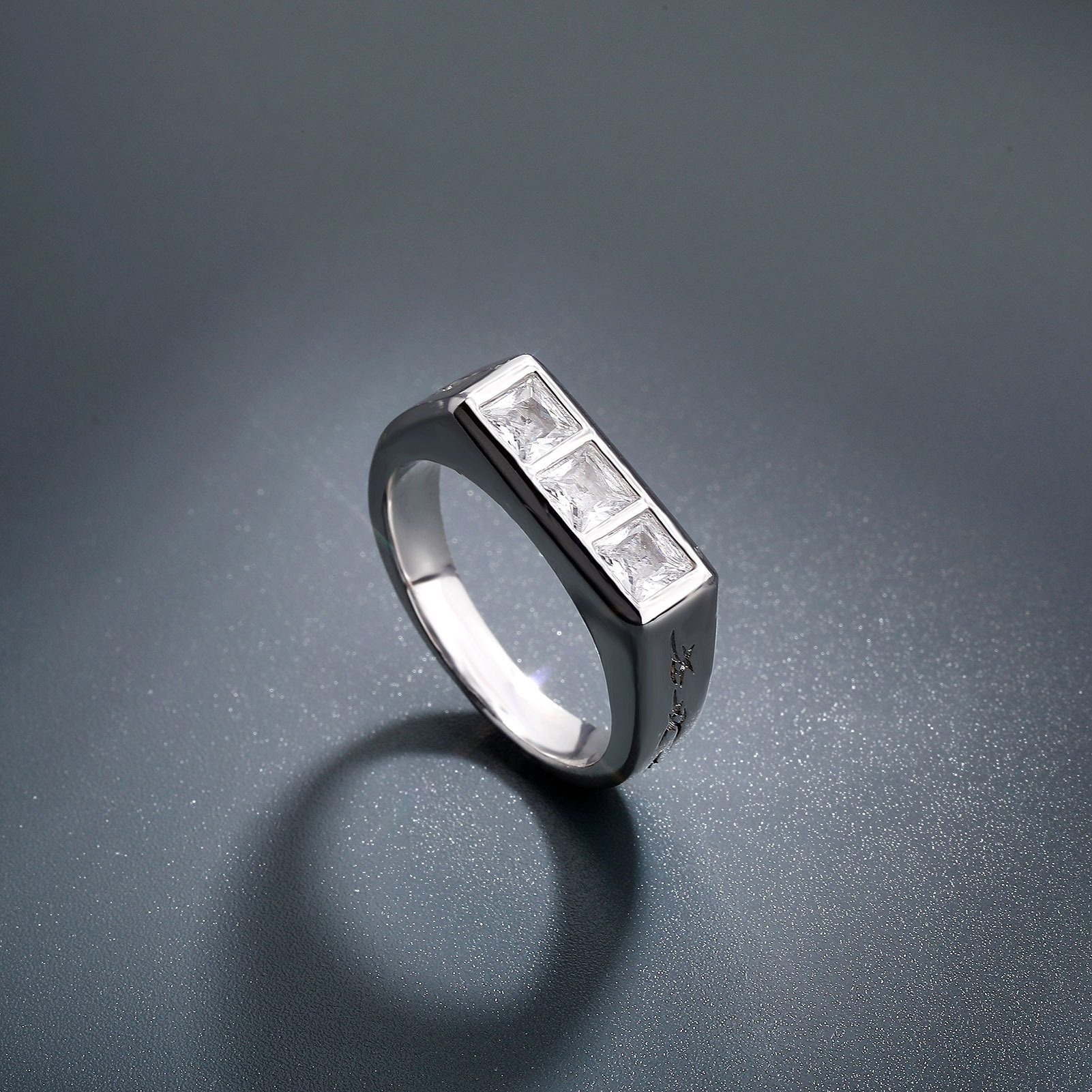 Wholesale European and American Ins Fashion Simple Ring Decorated with Copper Inlaid with Zircon Stylish High-End Texture Men's Sugar Cube Diamond Rin