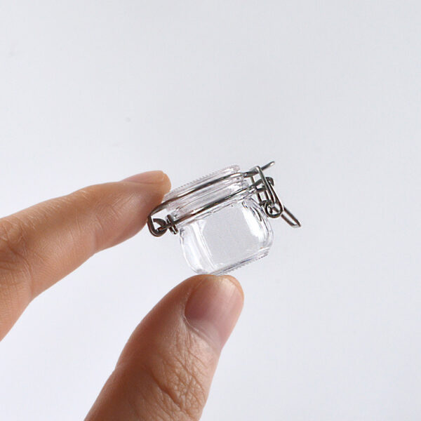 Wholesale 6 points doll house BJD miniature transparent storage tank simulation scene plastic bottle sealed tank storage tank model