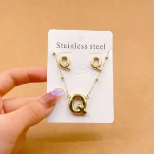 Gold / One Size / Q