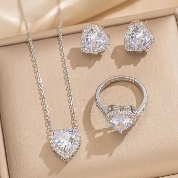Wholesale PVD Coated Real Gold Plated Heart Shape Stainless Steel Lady Queen Classic Style Waterproof Non Tarnish Jewelry Set