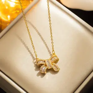 551 Crystal Zirconium Bow Necklace / Gold