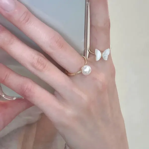 Wholesale Fashion Butterfly Copper Inlay Pearl Zircon Rings 1 Piece