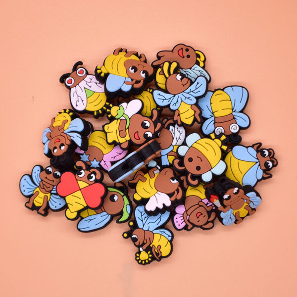 oly-79dd870599f68b65d23719ad2d1da430 Wholesale Random 100pcs Insect Firefly Pen Beads PVC Beads