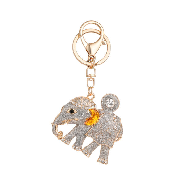 Wholesale Retro Color Diamond-encrusted Elephant Car Keychain Metal Animal Bag Pendant Key Chain Small Gift