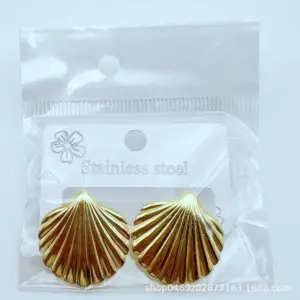 Gold Pieces-066 / 18k