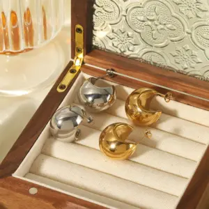 Wholesale PVD Coated Real Gold Plated 18K Gold Solid Color 304 Stainless Steel Simple Style Waterproof Non Tarnish Ear Studs