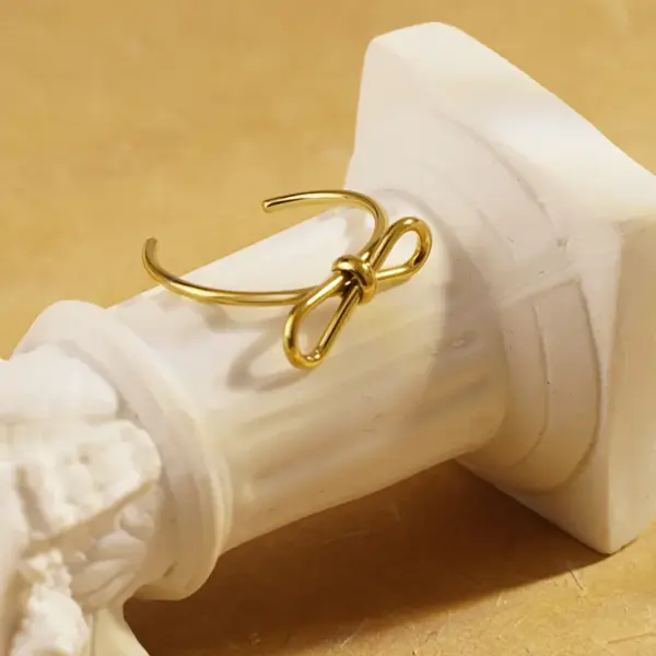 Wholesale PVD Coated Real Gold Plated 18K Gold Bow Knot 304 Stainless Steel Simple Style Waterproof Non Tarnish