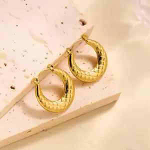 EH0105 Earrings / Gold