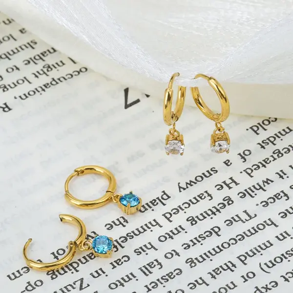 Wholesale 1 Pair Simple Style Geometric Inlay Titanium Steel Zircon Earrings