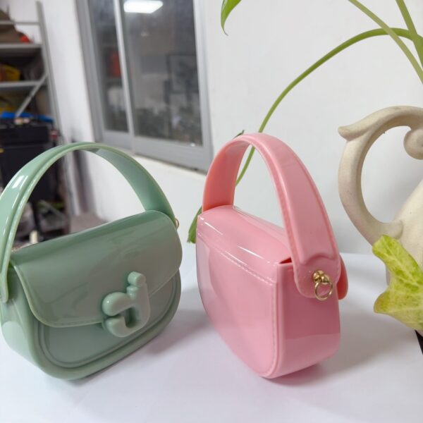 oly-7aad3416cac401f2345cd6c0fa904510 Wholesale 2025 Cross-Border New Hot Selling J Letter Jelly Bag Satchel One-Shoulder Cross-Body Kidsren's Bag Pvc Bag Coin Purse