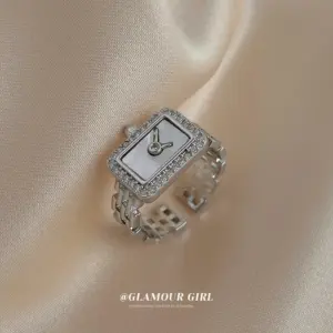 Rings-Silver Square Clock