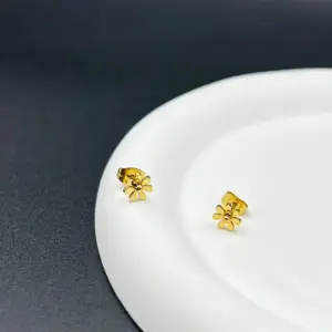 Gold Small Daisy Pin (single Piece)