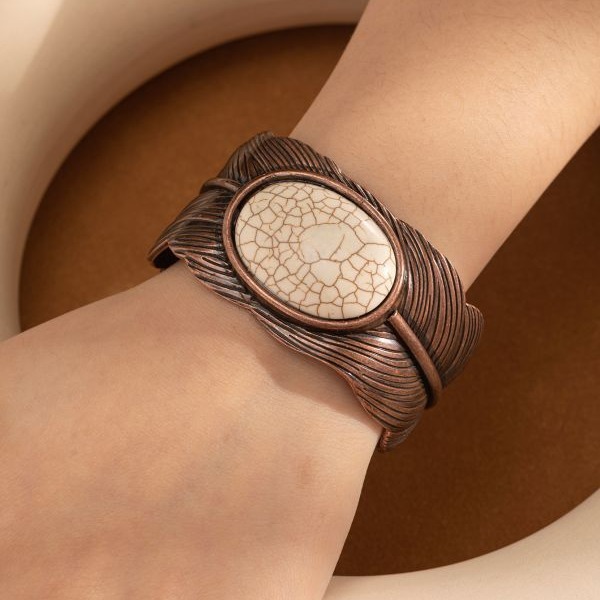 Wholesale New Amazon Cross-Border Bohemian Peacock Feather Bracelet European and American Light Luxury Iron Material Creative Jewelry