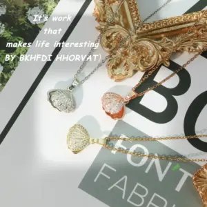 Lady Shell Titanium Steel Copper Plating Inlay Zircon Pendant Necklace